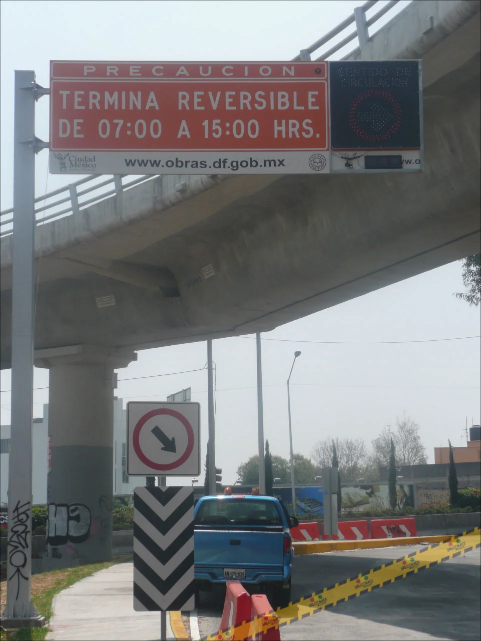 Señalamiento vertical 2